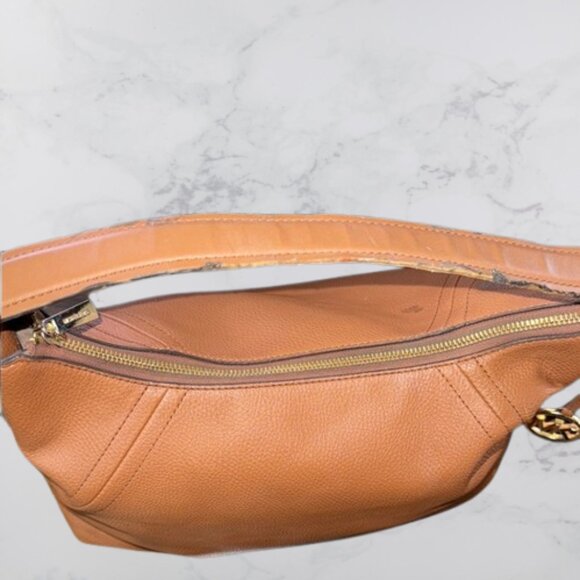 Michael Kors Aria Large Shoulder Bag - Picture 4 of 11